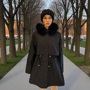 Women’s Hooded Mid-Length Jacket size XL